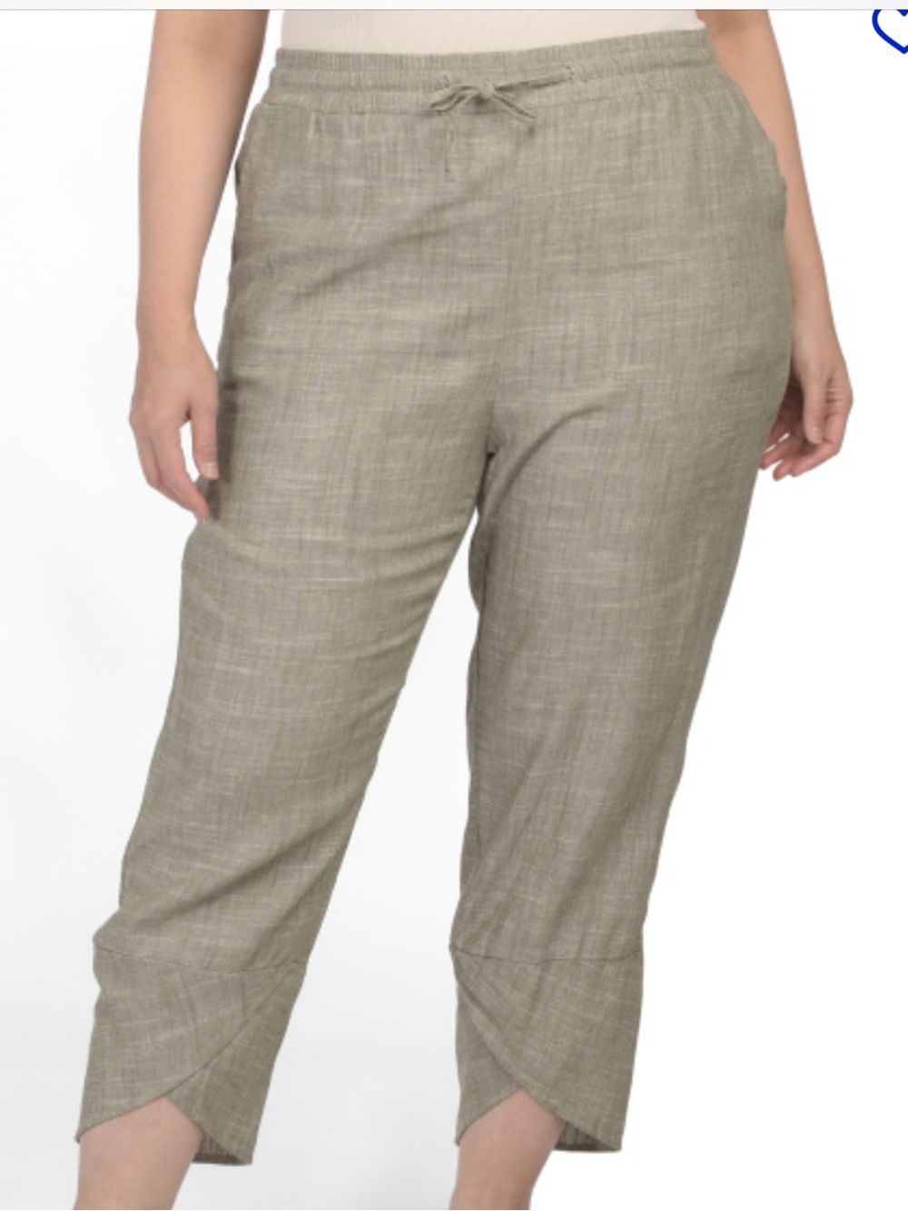 NWT Royalty pant with tulip hem 1X.